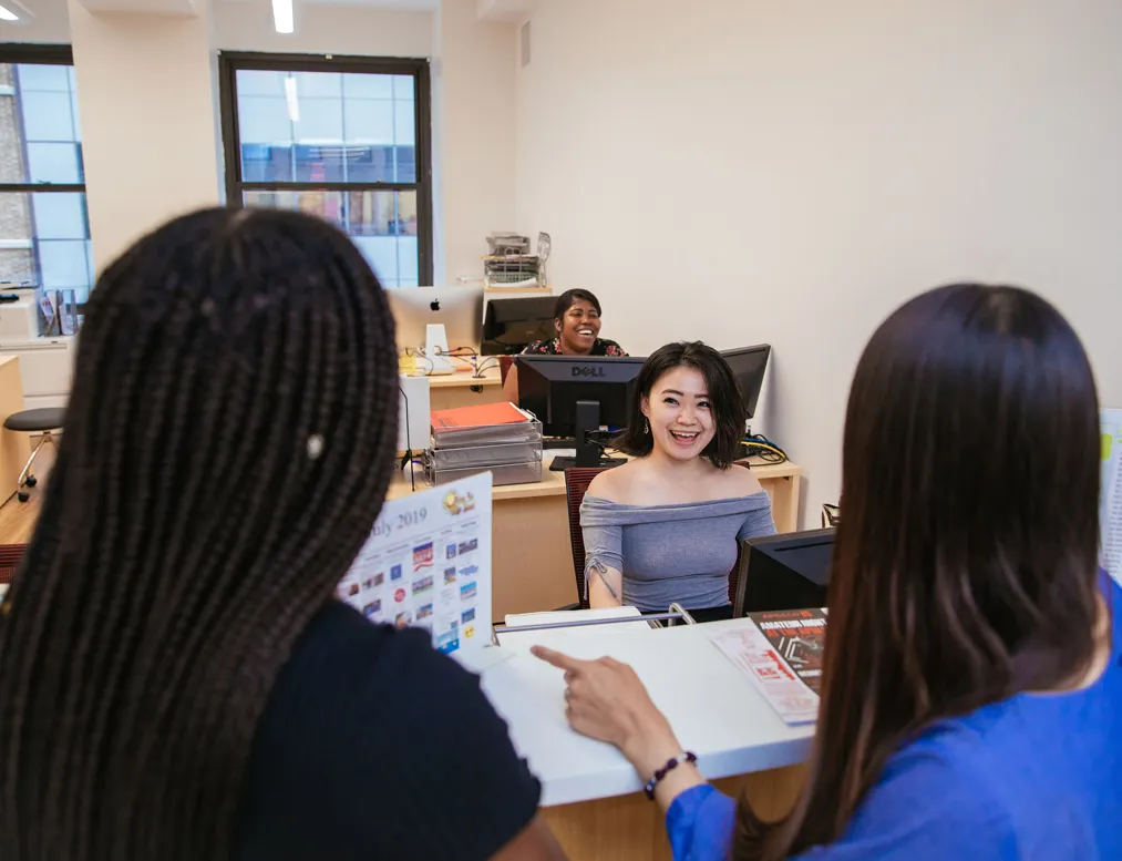 Friendly support at Rennert's student services!